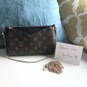 Louis Vuitton Pallas Clutch Noir